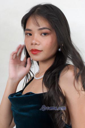224516 - Tiffany Age: 19 - Philippines