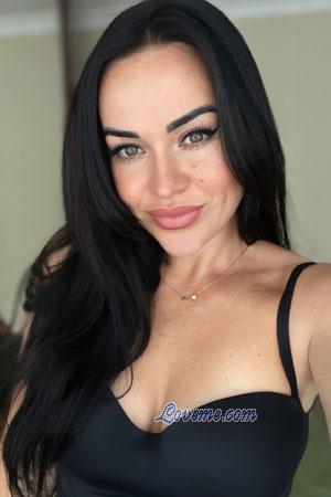 224660 - Viktoriia Age: 35 - Ukraine